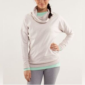 Lululemon Rest Day Pullover Sweatshirt Women’s 4 Beige  Cowl Neck Activewear